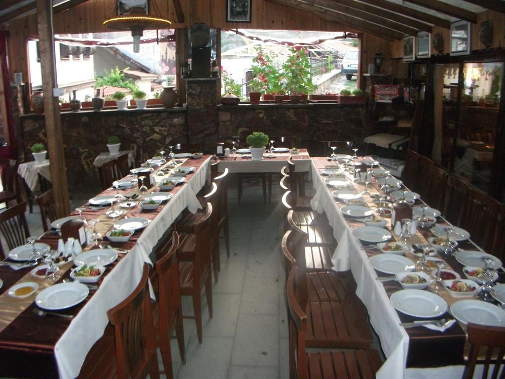 Haci Abdullahlar Konagi Hotel Mudurnu ภายนอก รูปภาพ