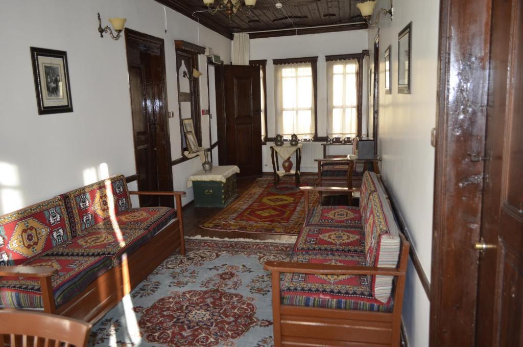 Haci Abdullahlar Konagi Hotel Mudurnu ภายนอก รูปภาพ