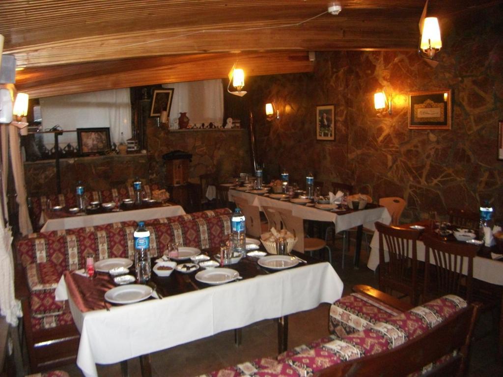 Haci Abdullahlar Konagi Hotel Mudurnu ภายนอก รูปภาพ
