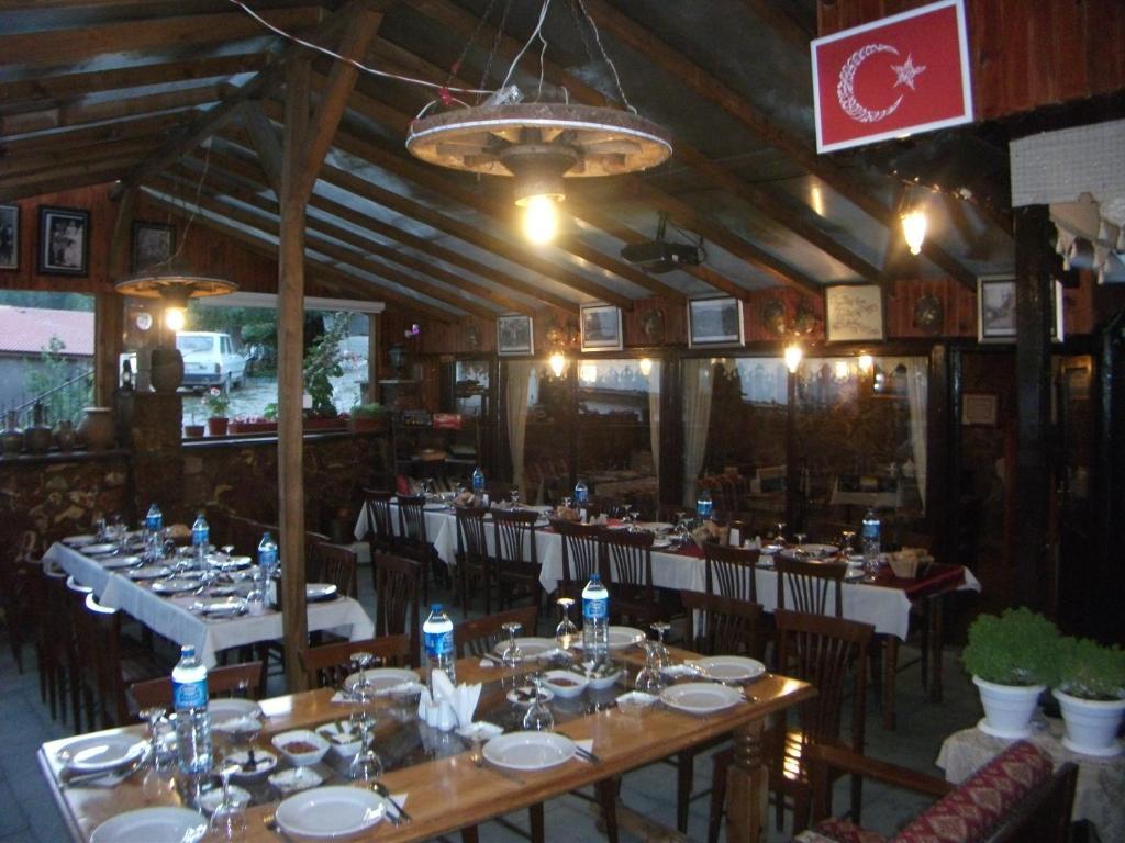 Haci Abdullahlar Konagi Hotel Mudurnu ภายนอก รูปภาพ