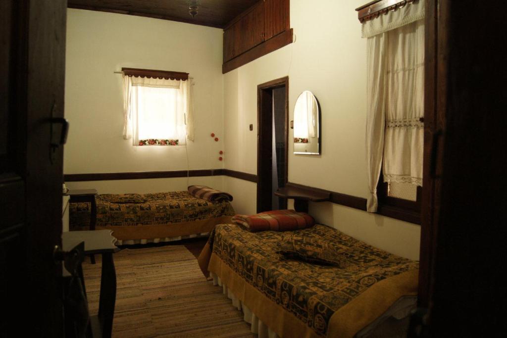 Haci Abdullahlar Konagi Hotel Mudurnu ห้อง รูปภาพ
